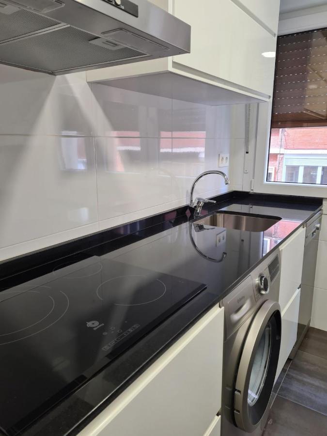 124A Apartamento Moderno 3 Habitaciones Gijón Exteriör bild